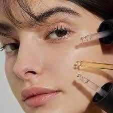 Guide on how to choose the right face serum with various serum applicators and skin care tips
