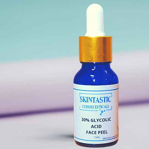 Skintastic Cosmeceuticals 30% glycolic acid face peel in blue dropper bottle for skincare